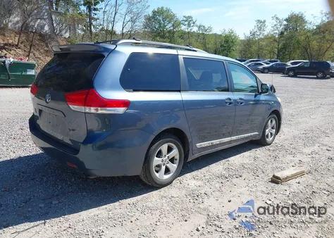 2013 Toyota Sienna Le V6 8 Passenger из США, поврежденный, VIN 5TDKK3DC5DS352230